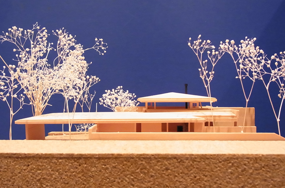 FLOATING ROOF: Construction model