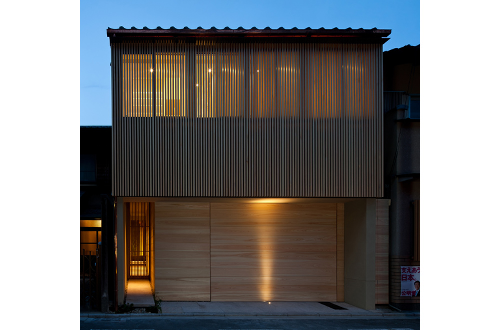 KYOTO STYLE COURTYARD: Facade