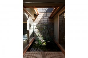 KYOTO STYLE COURTYARD: Courtyard