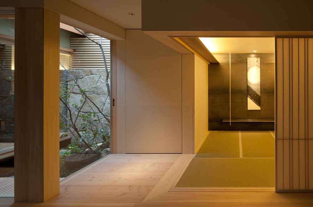 KYOTO STYLE COURTYARD: Japanese-style room