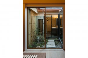 KYOTO STYLE COURTYARD: Courtyard