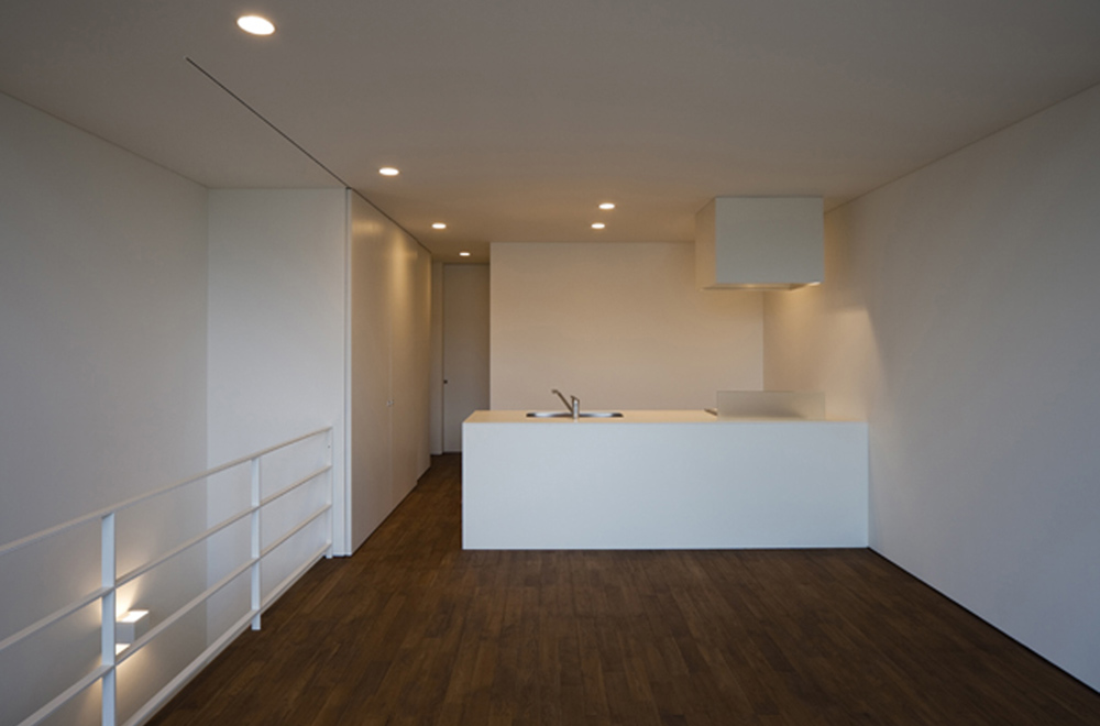 VILLA WHITE CUBE: Dining kitchen