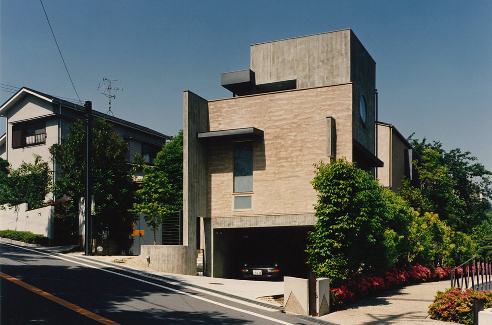 HOUSE IN SUMIYOSHIYAMATE: Appearance