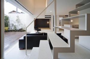 HOUSE WITH A LOUVER TOWER: Living room