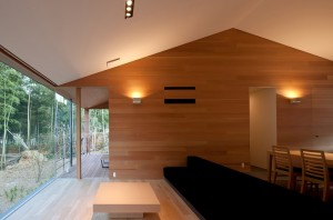 KANCHIKUSOU: Living room