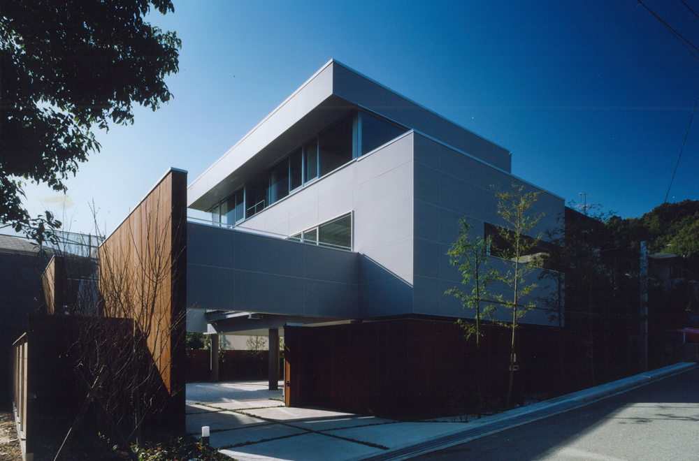 HOUSE IN TAKATSUKA: Appearance