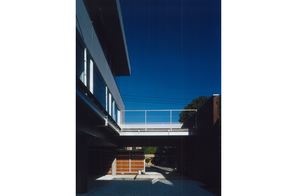 HOUSE IN TAKATSUKA: Deck terrace