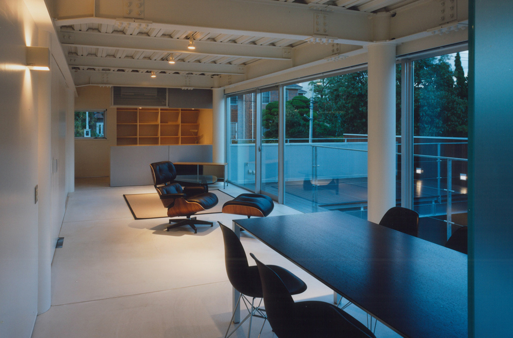 HOUSE IN TAKATSUKA: Private space