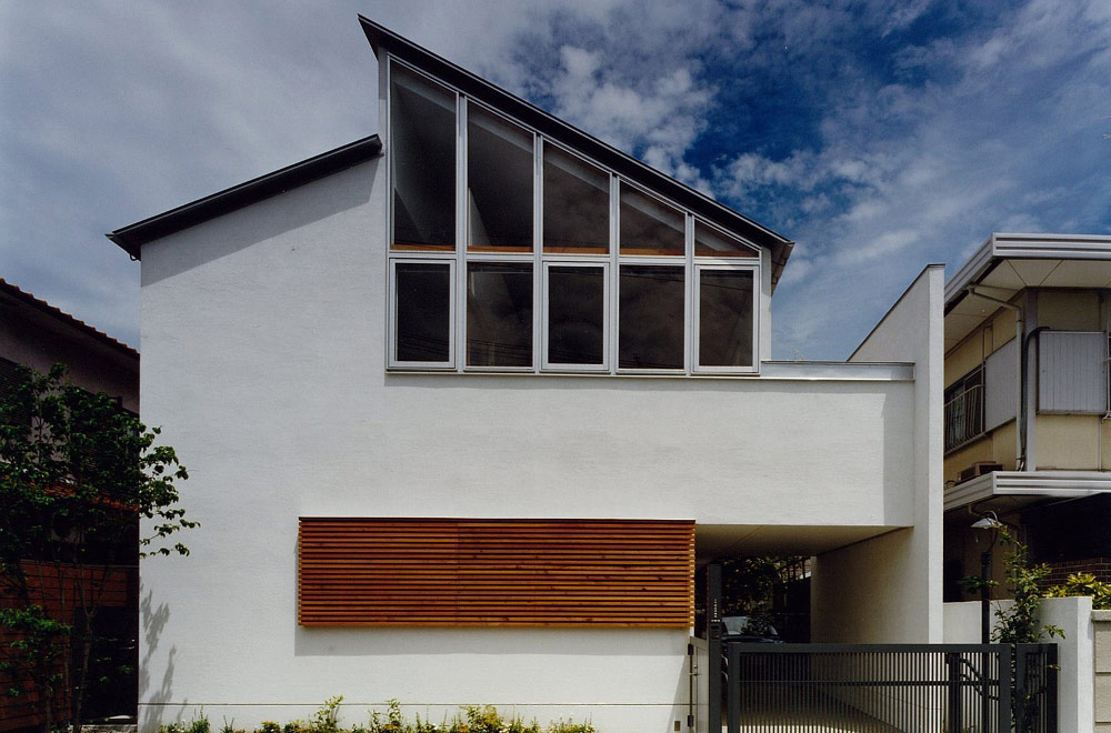 HOUSE IN TSUKAGUCHI: Facade