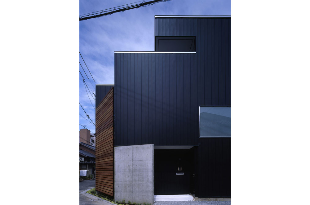 HOUSE IN JINAICHOU: Facade