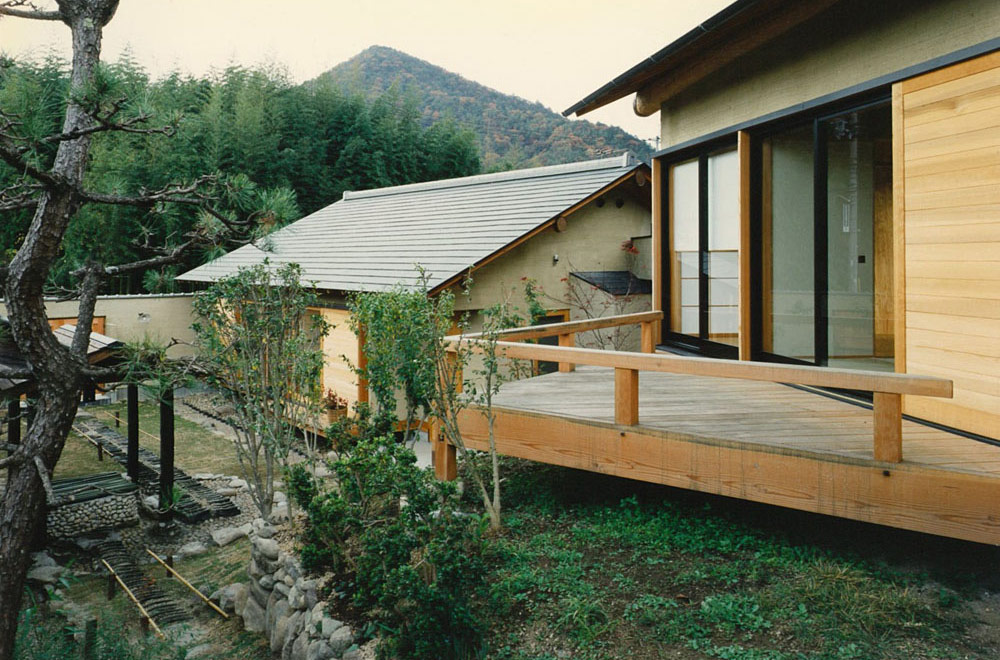 HOUSE IN INAGAWA: Appearance