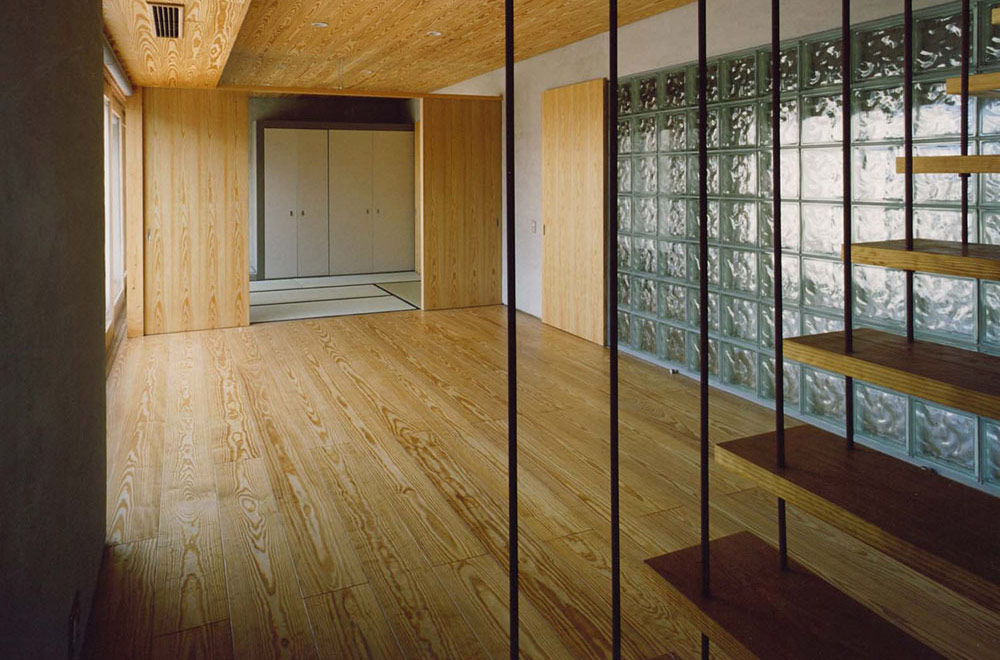 HOUSE IN SHIKAMA: Living room