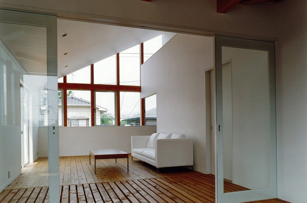 HOUSE IN TSUKAGUCHI: Living room