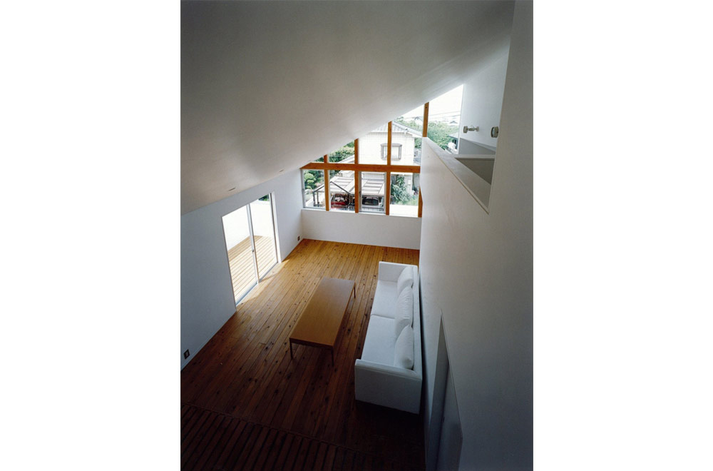 HOUSE IN TSUKAGUCHI: Living room