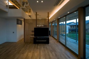 HOUSE OF THE LIGHT: Living room