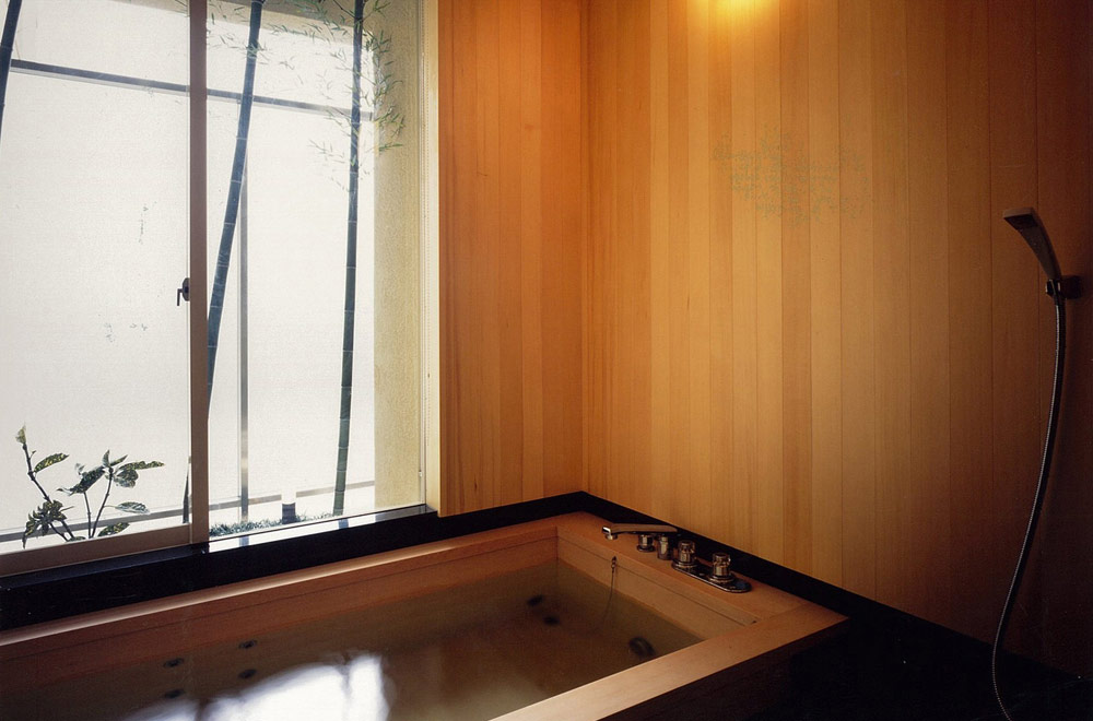 I-HOUSE: Bathroom