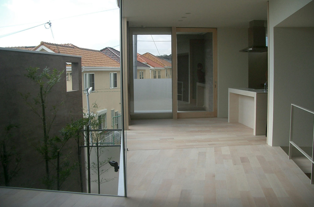 HOUSE IN HIGASHISUMA: Living room