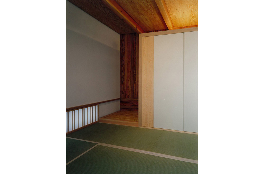 HOUSE IN YASHIKITHOU: Japanese-style room (Alcove)